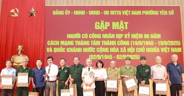 Yen So Ward met and honored 130 meritorious people