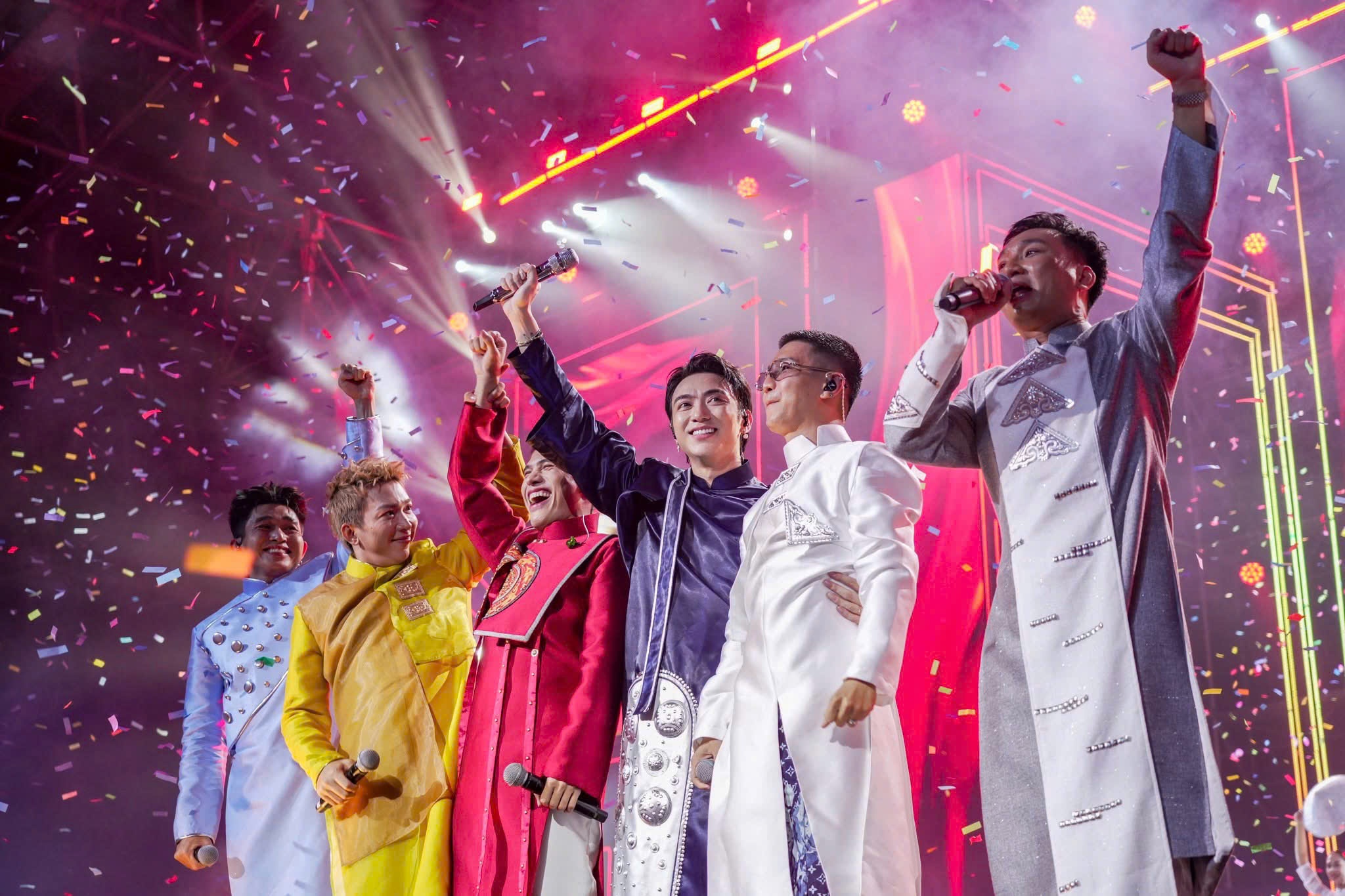 Truc Nhan photo 1