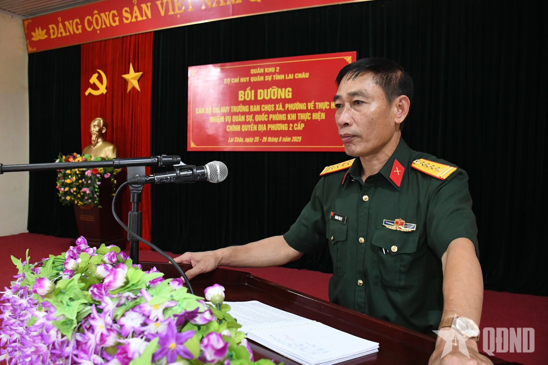 Le commandement militaire provincial de Lai Chau forme les commandants militaires et de défense au niveau des communes