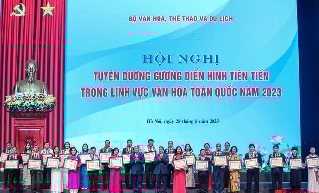 Bộ BVTTDL tăng cường công tác thông tin tuyên truyền, phát hiện và nhân rộng các điển hình tiên tiến, cách làm sáng tạo - Ảnh 3.