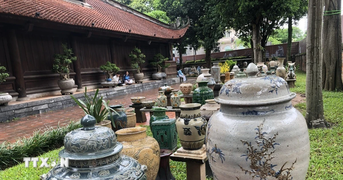 Trưng bày 180 hiện vật đặc sắc về "Tình đất và gốm"