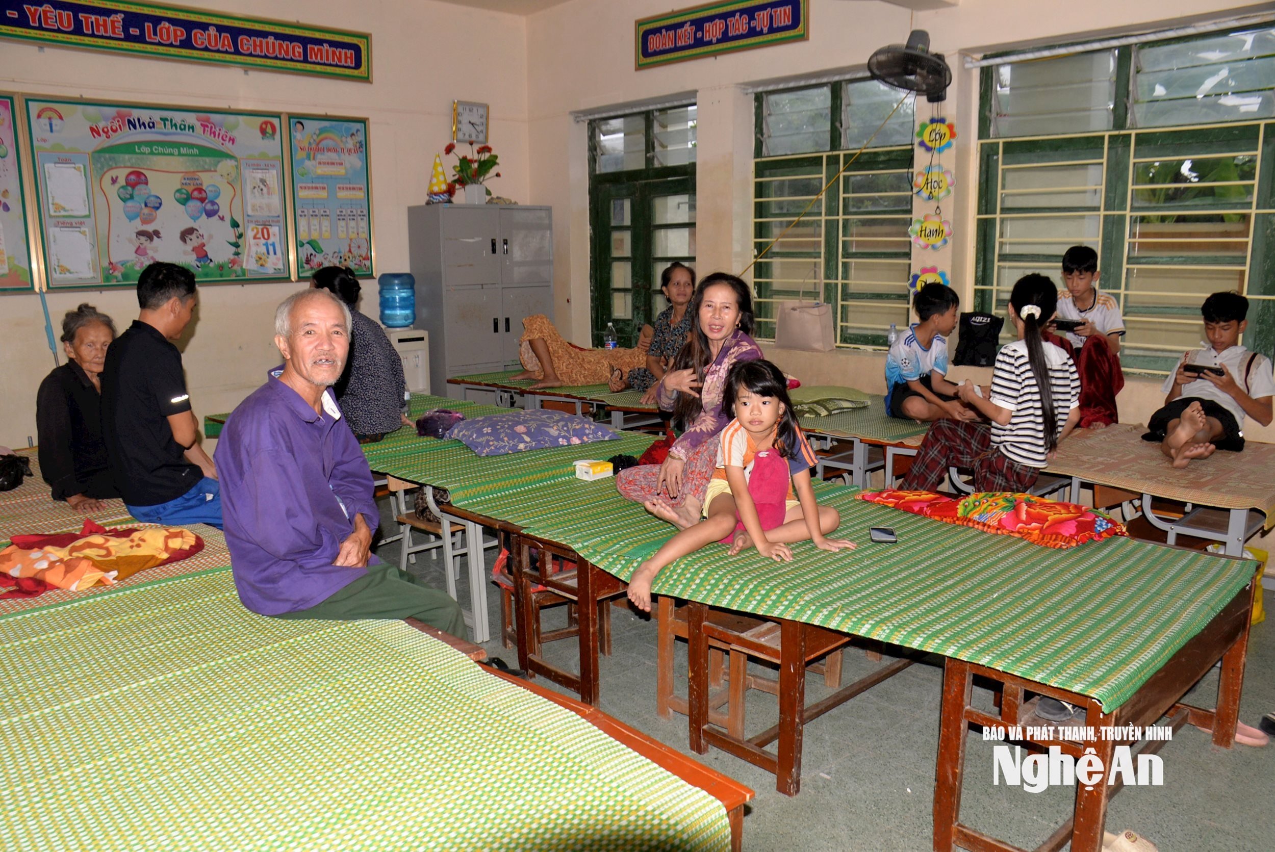 ឌីស៊ី ៤ (២)