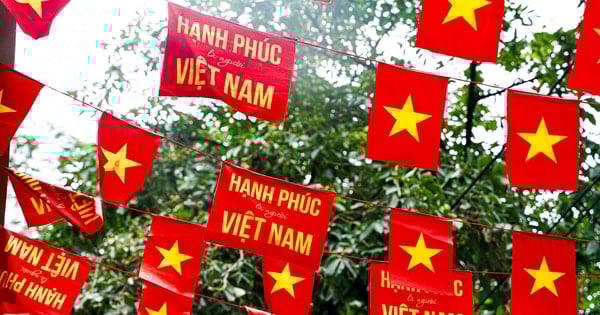 Giới trẻ rần rần check-in photobooth SHB mừng Quốc khánh