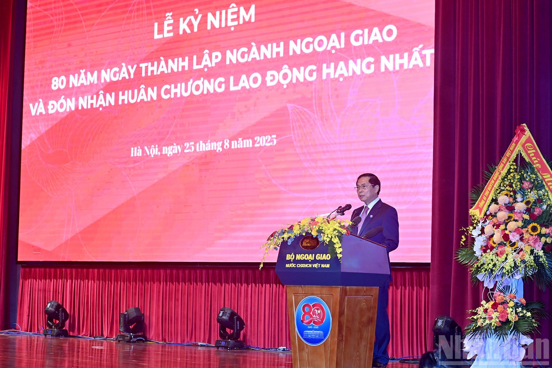 ndo_br_a14-bnd-5195.jpg