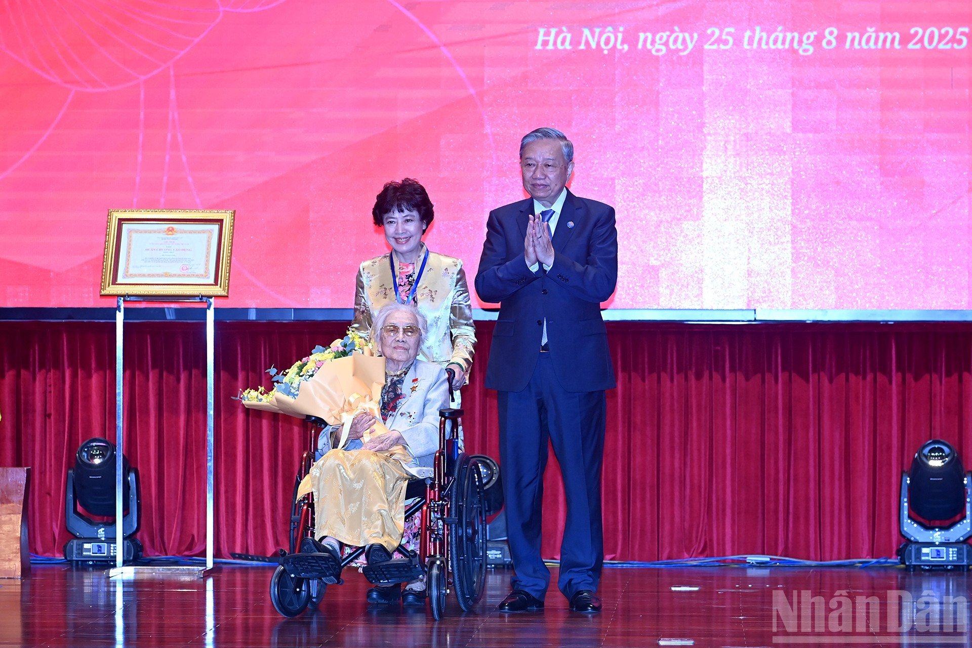 ndo_br_a15-bnd-5296.jpg