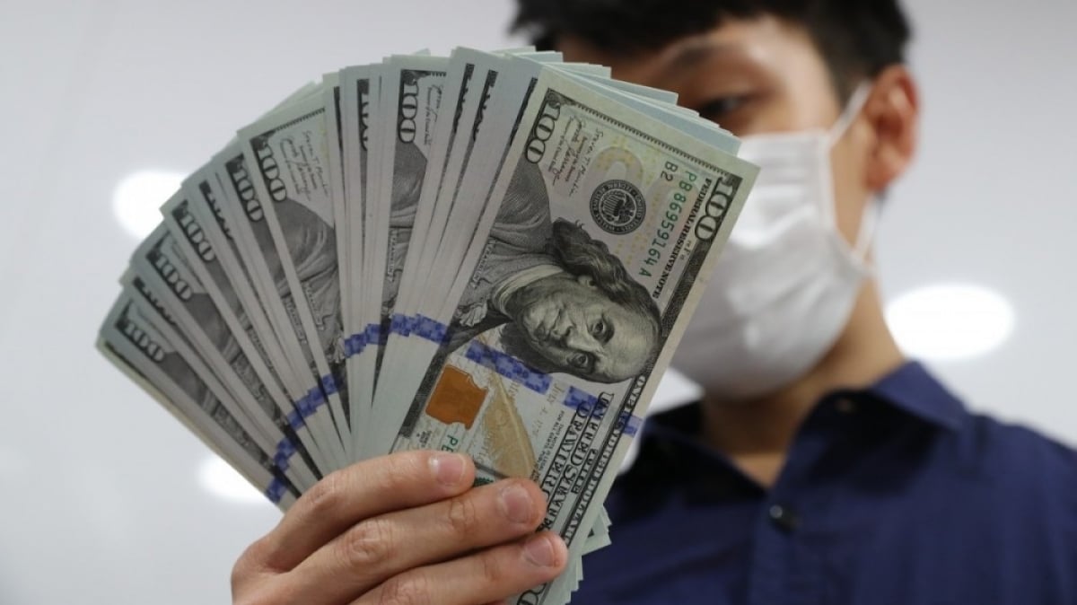 អត្រាប្តូរប្រាក់បរទេស USD/VND អត្រាប្តូរប្រាក់ថ្ងៃនេះ ថ្ងៃទី 20 ខែសីហា៖ USD បន្តកើនឡើង វិនិយោគិនមើលទៅដោយភ្នែកក្រហមសម្រាប់តម្រុយអំពីអត្រាការប្រាក់របស់សហរដ្ឋអាមេរិក