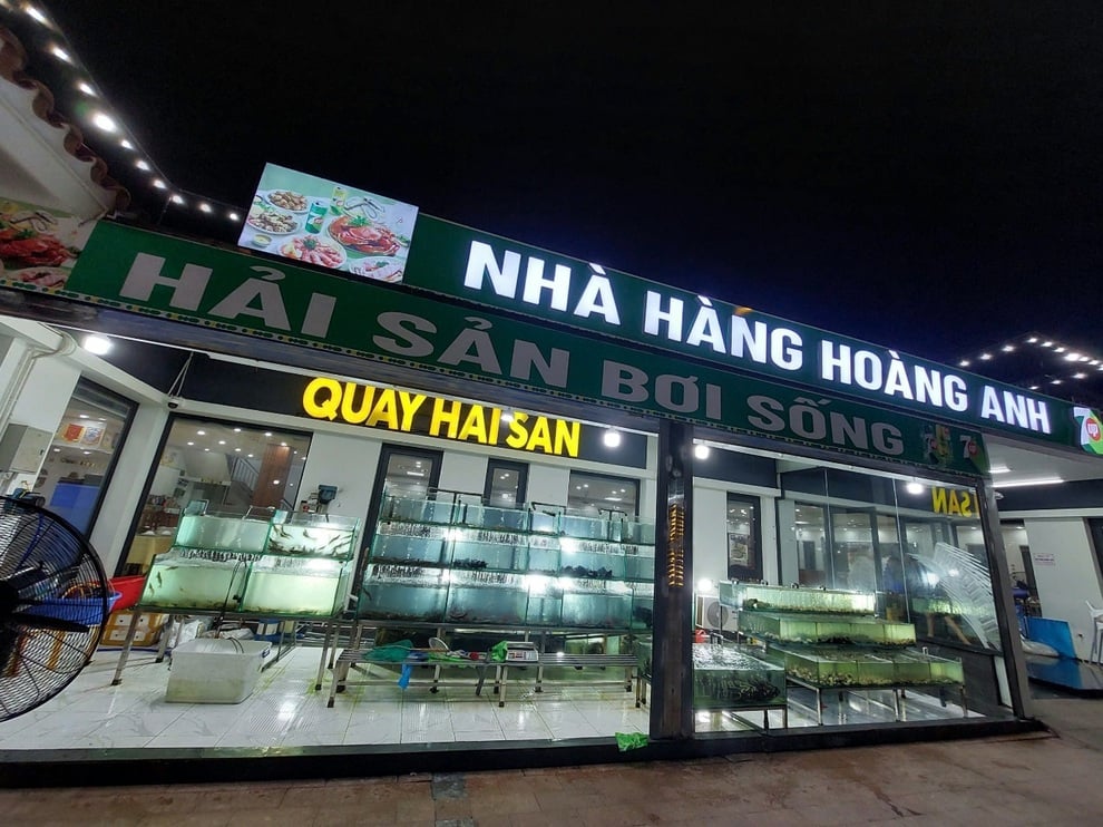 Bữa hải sản ở Hạ Long 13,5 triệu đồng, khách tố nhà hàng không niêm yết giá - 1