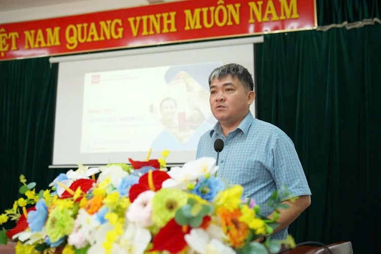 Tuy An Tay - Promouvoir la formation à la transformation numérique et diffuser le mouvement « Éducation numérique pour tous »