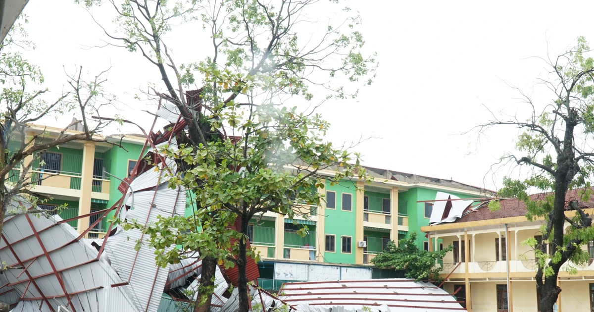 Trường học Nghệ An ngổn ngang sau bão Kajiki