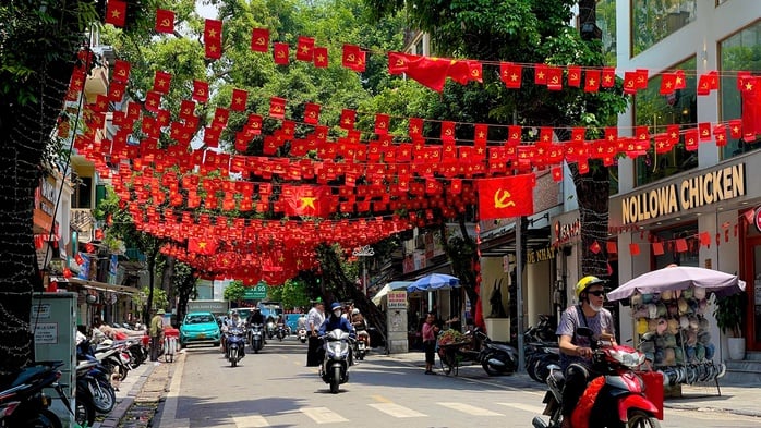 Háo hức chờ diễu binh, diễu hành Đại lễ 2-9 - Ảnh 2.