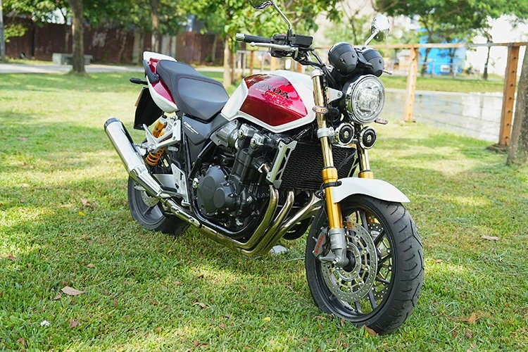 “ตรวจสอบ” Honda CB1300SF SP Final Edition รุ่นพิเศษในเวียดนาม