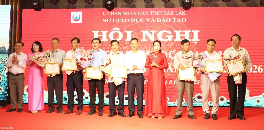 ប្រធាននាយកដ្ឋាន