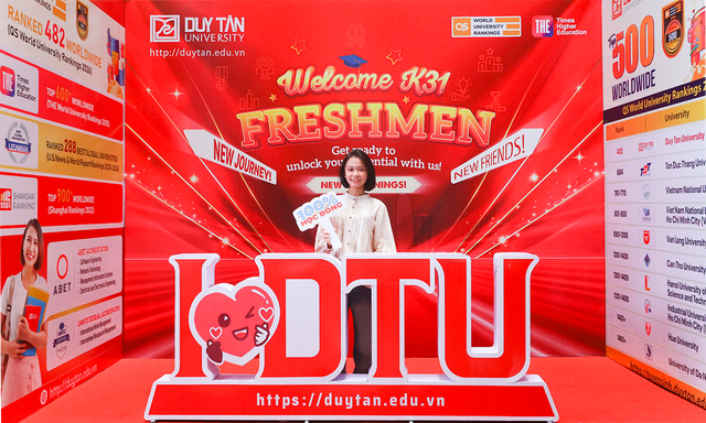 Thí sinh 28.55 điểm THPT trúng tuyển Đại học Duy Tân với 1 nguyện vọng duy nhất - Ảnh 1.