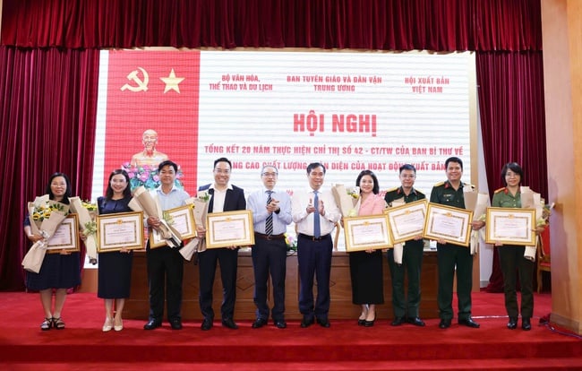 Xây dựng ngành xuất bản thành một ngành kinh tế - công nghiệp văn hóa mũi nhọn của đất nước - Ảnh 5.