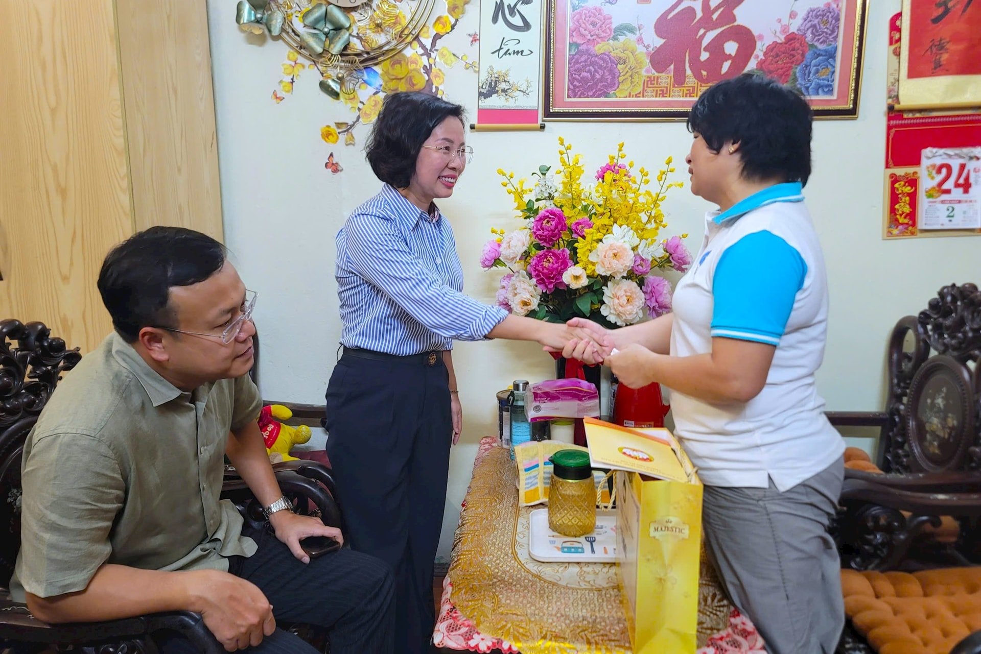 three-dinh5.jpg