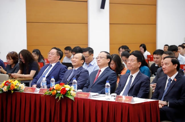 Khai trương Trung tâm Báo chí Lễ kỷ niệm 80 năm Ngày Quốc khánh - Ảnh 2.