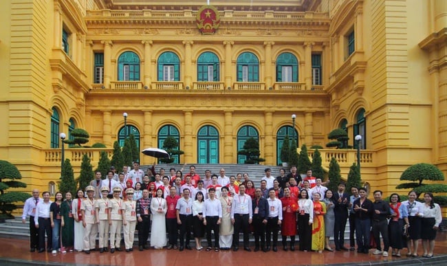 Khối Văn hóa, Thể thao tham gia Lễ diễu binh, diễu hành vào Lăng viếng Bác - Ảnh 4.
