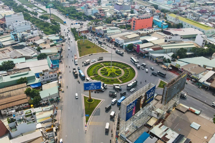 Tin tức sáng 26-8: Thế Giới Di Động chi 200 tỉ mua trọn lô trái phiếu một công ty chứng khoán - Ảnh 4.