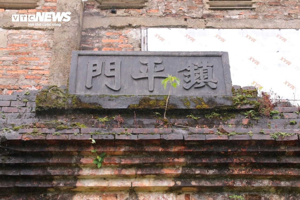 Обнаружение почти 200-летних забытых ворот в системе цитадели Хюэ