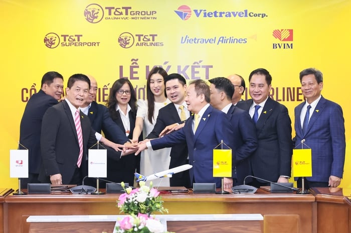 Vietravel Airlines tham gia Triển lãm Thành tựu đất nước nhân kỷ niệm 80 năm Quốc khánh- Ảnh 4.
