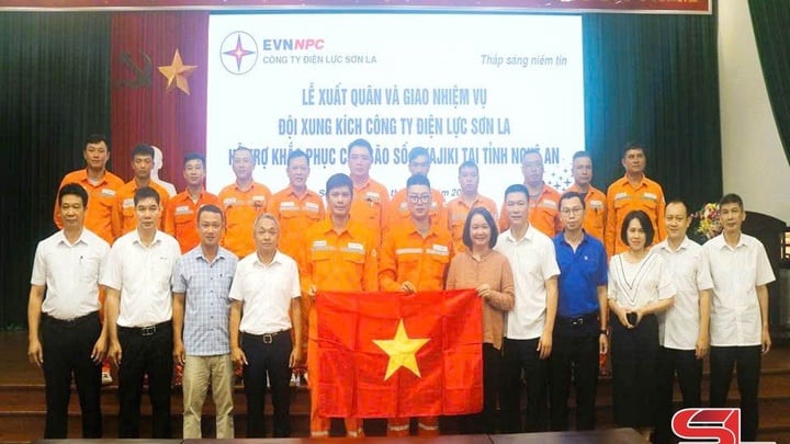 Điện lực Sơn La hỗ trợ khắc phục cơn bão số 5 tại tỉnh Nghệ An