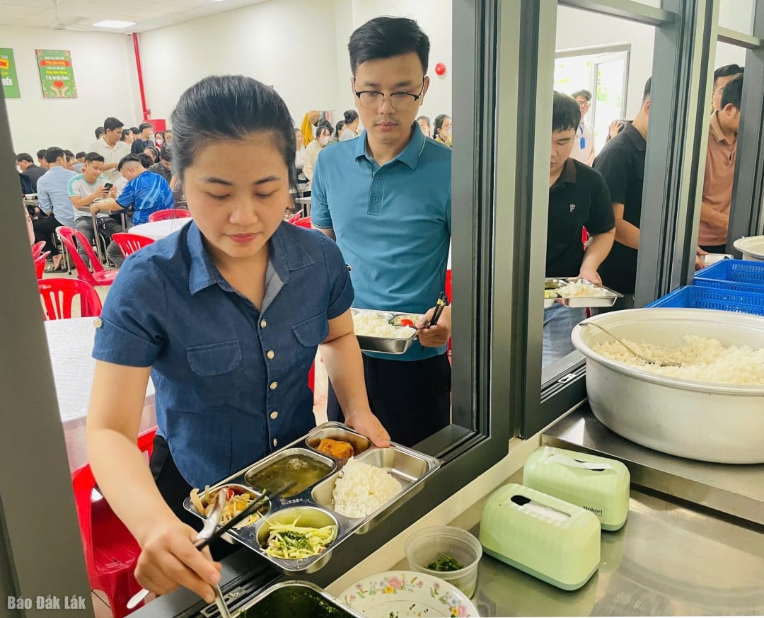 សមាជិកសហជីព និងនិយោជិតរបស់ក្រុមហ៊ុន Asta Healthcare USA Joint Stock Company ចូលរួមក្នុង 