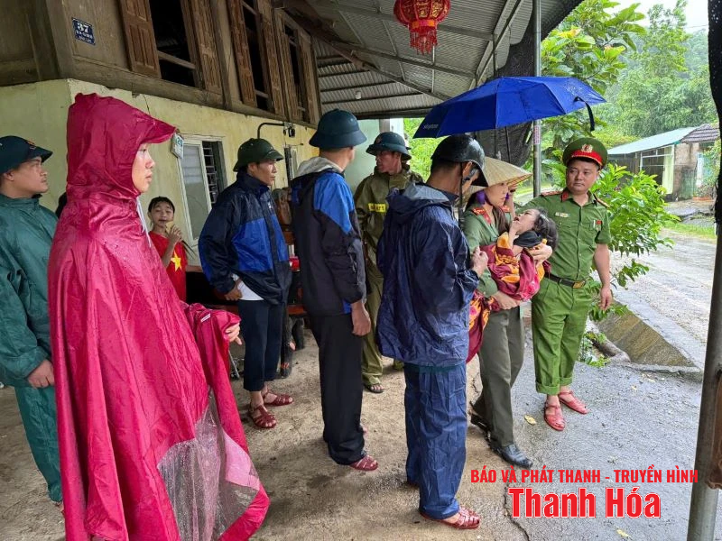 ទឹកជំនន់ ភាពឯកោក្នុងតំបន់; កំណត់ត្រាដំបូងនៃការខូចខាតផ្ទះ និងដំណាំជាច្រើន។