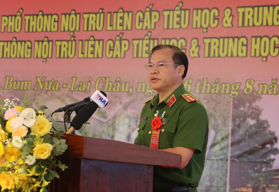 thu-truong.jpg
