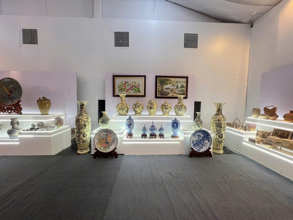 ទីក្រុងហាណូយបង្កើតឡើងវិញនូវកន្លែងប្រពៃណី និងច្នៃប្រឌិតនៅពិព័រណ៍សមិទ្ធិផលជាតិ - រូបថត ៨