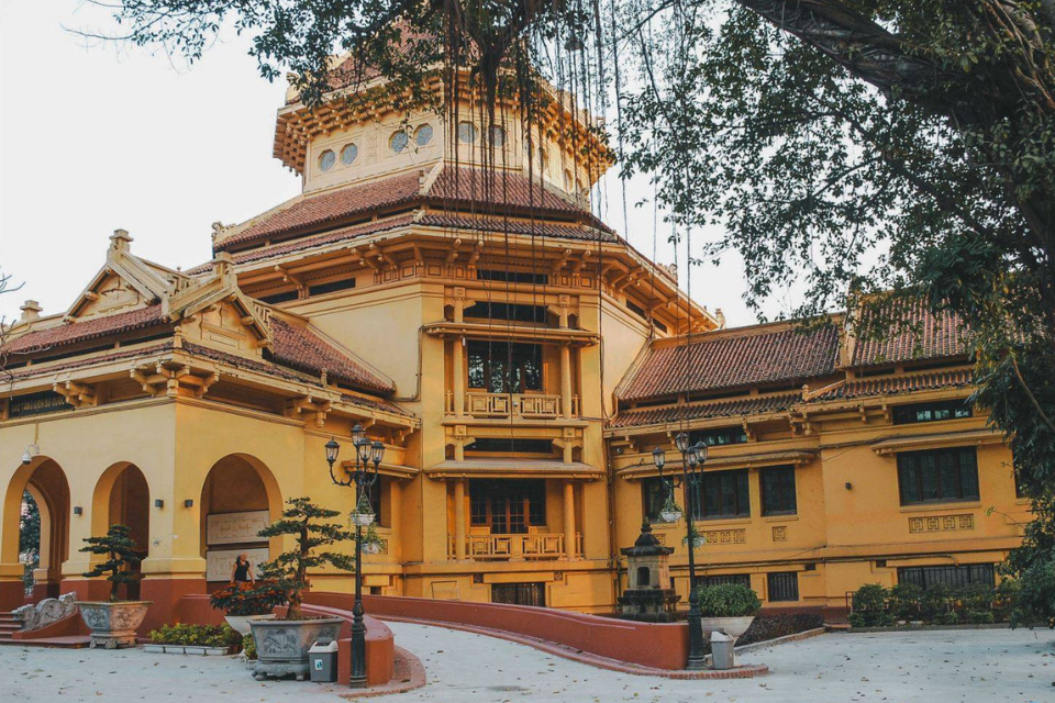 សារមន្ទីរដ៏គួរឱ្យចាប់អារម្មណ៍កំពូលទាំង 5 នៅហាណូយ៖ ដំណើរត្រលប់មកវិញក្នុងប្រវត្តិសាស្ត្រ និងវប្បធម៌