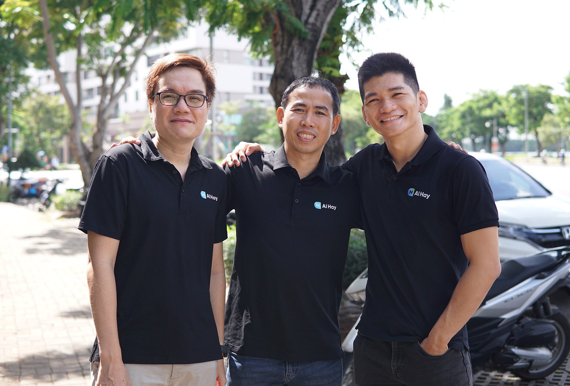នរណា ឬ team.jpg