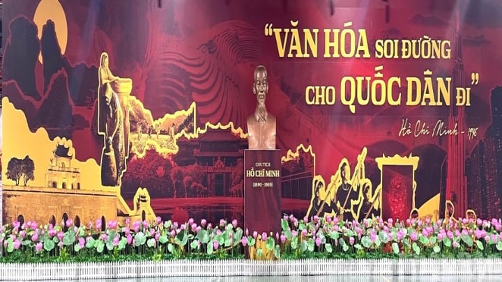 Multi-colored cultural space at the Exhibition "80 years of the journey of Independence - Freedom - Happiness"