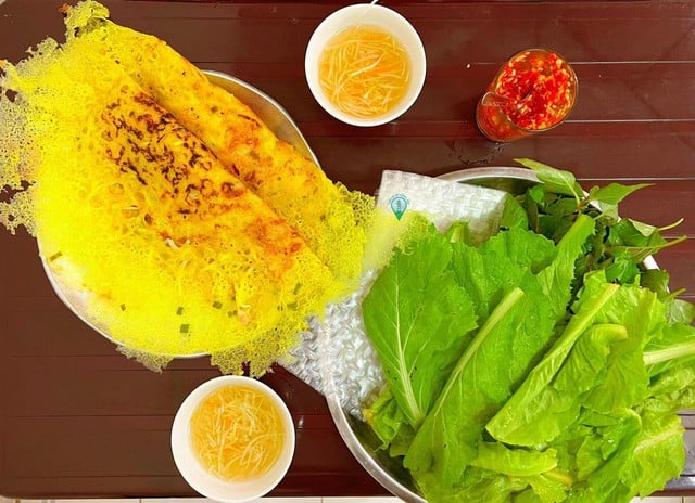 Món bánh đặc sản Việt lên đài Hàn Quốc: Du khách nhận xét "Giờ tôi đã hiểu vì sao nó lại được yêu thích!" - Ảnh 3.