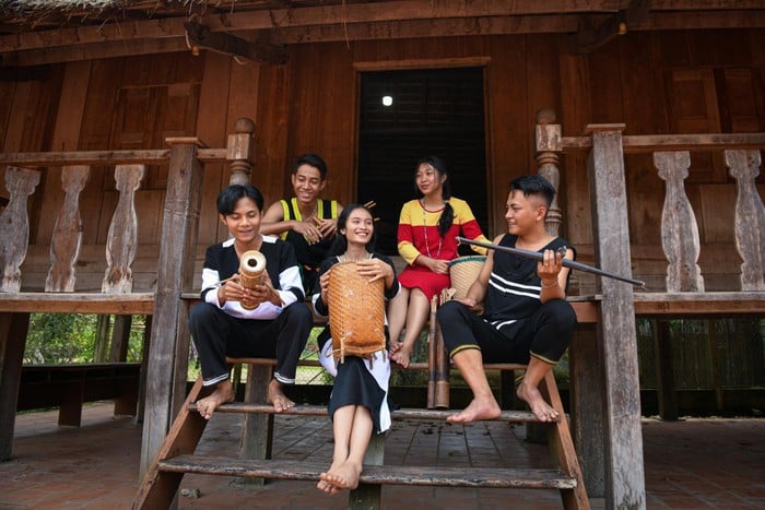 Giải pháp hỗ trợ phụ nữ và trẻ em dân tộc thiểu số tiếp cận tiếng Ra-Glai từ nhà trường- Ảnh 3.