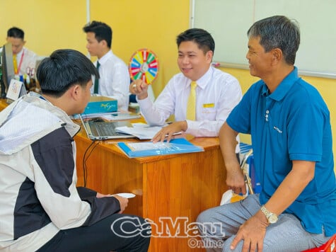 Many preferential policies for new students of course 28