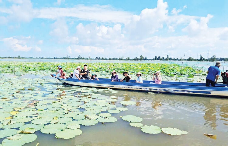 ទាញយកធនធានជនជាតិដើមភាគតិច ដើម្បីអភិវឌ្ឍវិស័យទេសចរណ៍