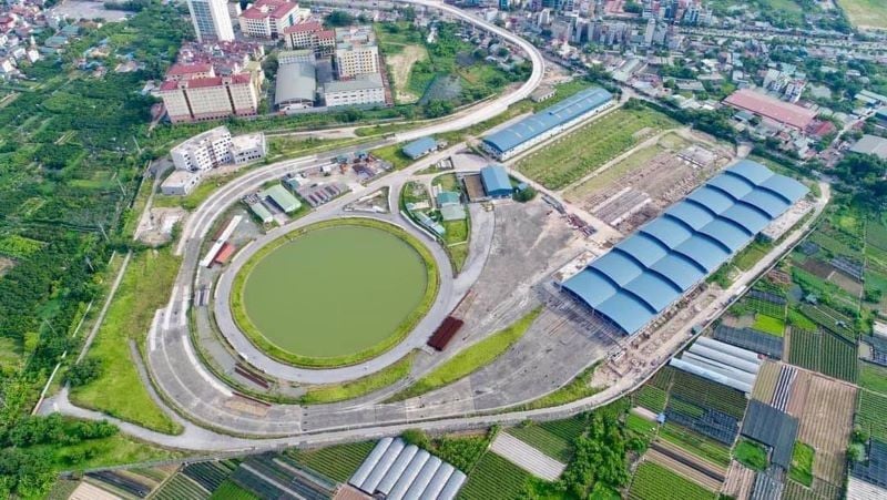 Le dépôt de la ligne ferroviaire urbaine Nhon - Gare de Hanoi (à Nhon) peut accueillir environ 100 fourgons de 45 places. (Photo : ND)
