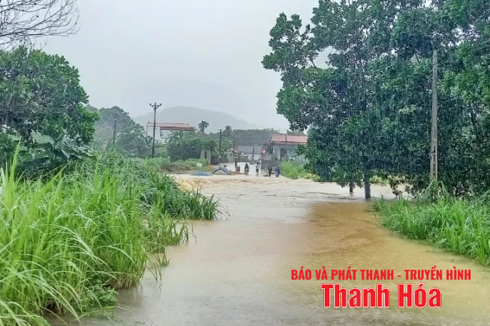 កម្ពស់ទឹកទន្លេ Cau Chay កើនឡើងកម្រិតប្រកាសអាសន្ន III