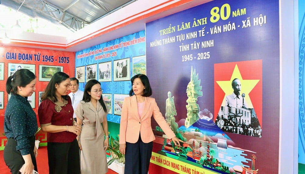 Tay Ninh eröffnet Ausstellungsmesse zur Feier des 80. Nationalfeiertags – Foto 4