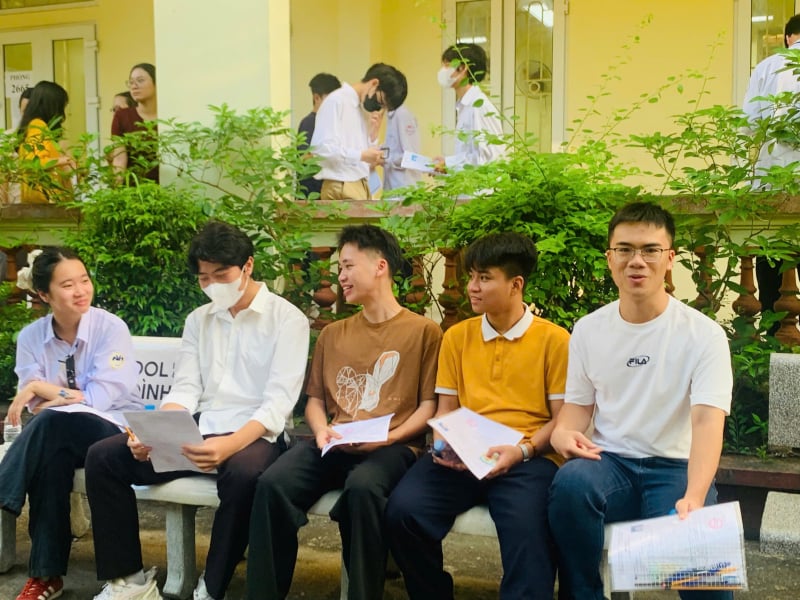កំហុសក្នុងការចូលរៀននៅសកលវិទ្យាល័យឆ្នាំ ២០២៥៖ តើក្រសួងអប់រំ និងបណ្តុះបណ្តាលនិយាយអ្វីខ្លះ? -0