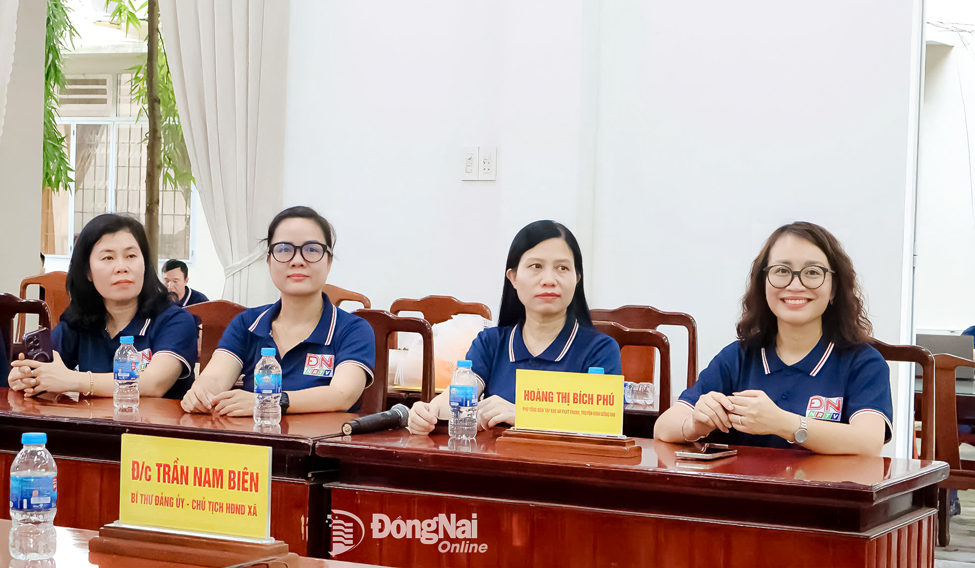 Các đại biểu của Báo và Phát thanh, Truyền hình Đồng Nai dự lễ ký kết. Ảnh: Nguyễn Ngân
