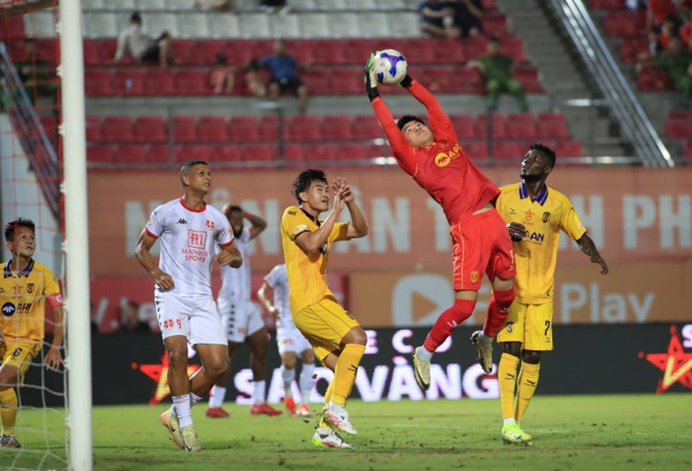 Kommentare zum Spiel Hai Phong gegen SLNA, 27. August, 18:00 Uhr: Die Auswärtsmannschaft ist nicht leicht zu spielen - Foto 2