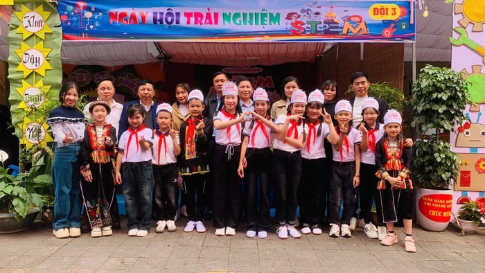 Nâng cao ý thức giữ gìn bản sắc văn hóa cho học sinh dân tộc thiểu số- Ảnh 3.