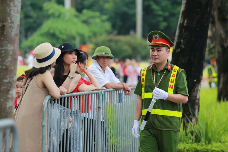 z6950429204115-40111122dd3de33d756847a8b3b8adbc.jpg