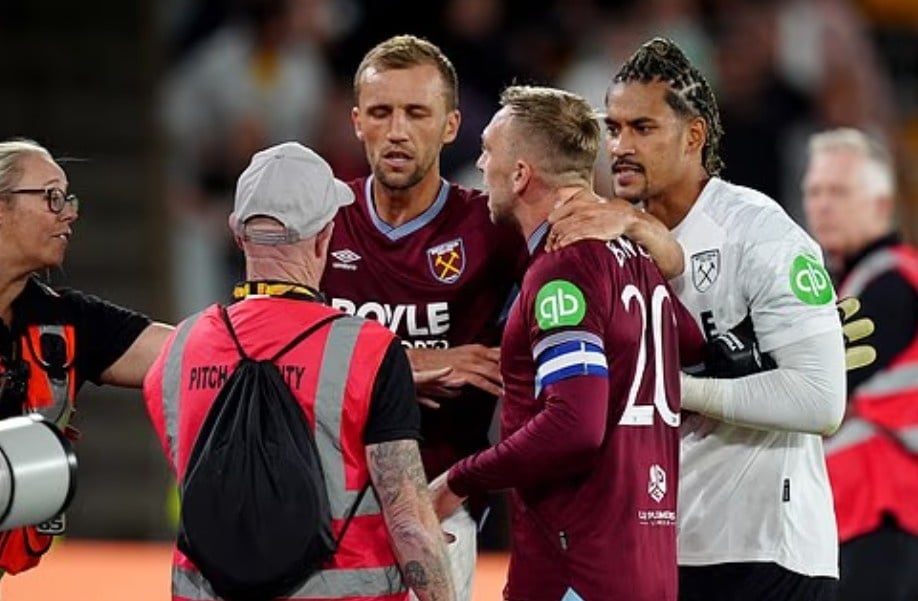 West Ham dau Wolves anh 1