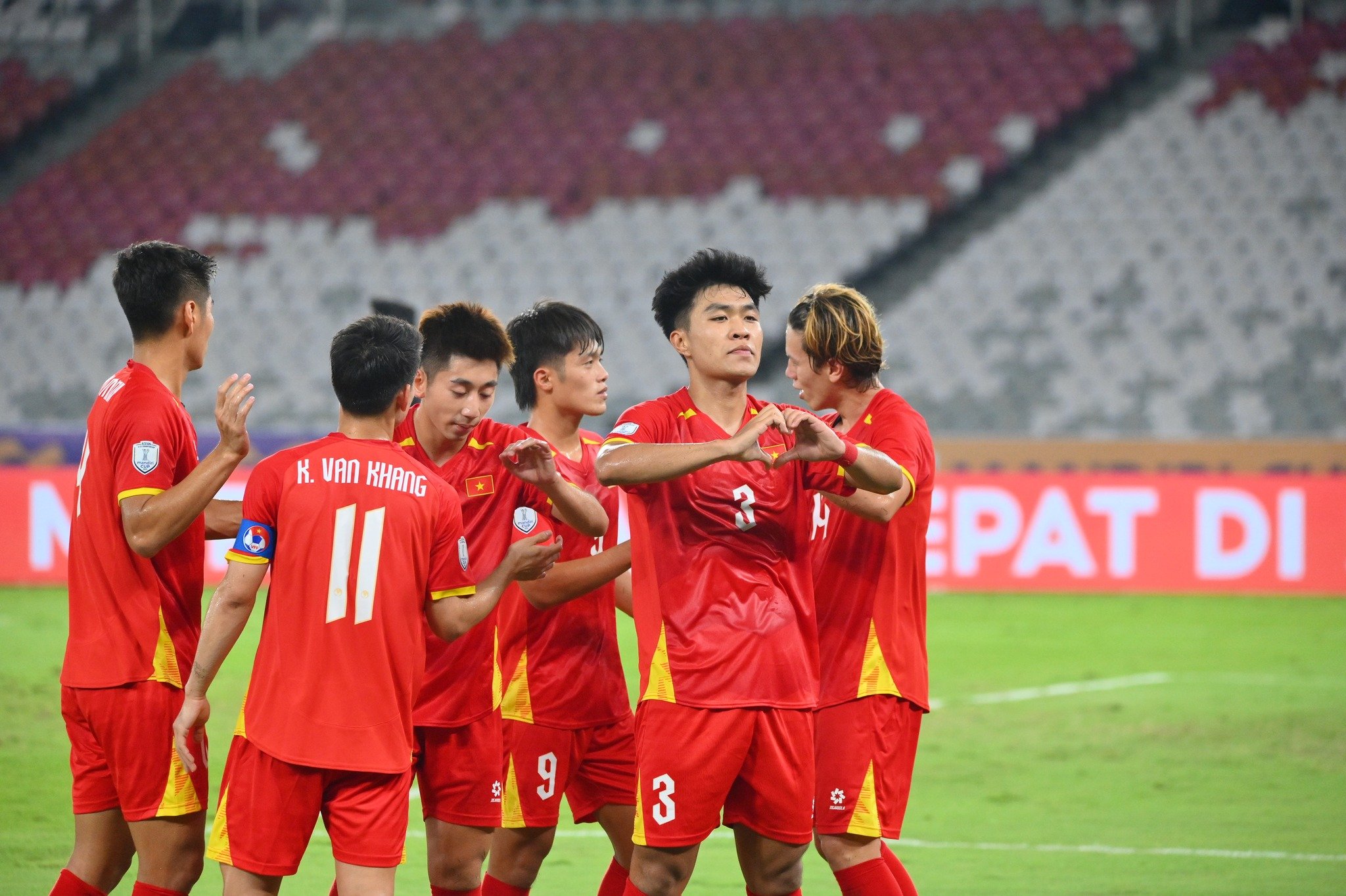 U.23 Việt Nam áp đảo đội hình tiêu biểu U.23 Đông Nam Á, sạch bóng cầu thủ Thái Lan- Ảnh 2.
