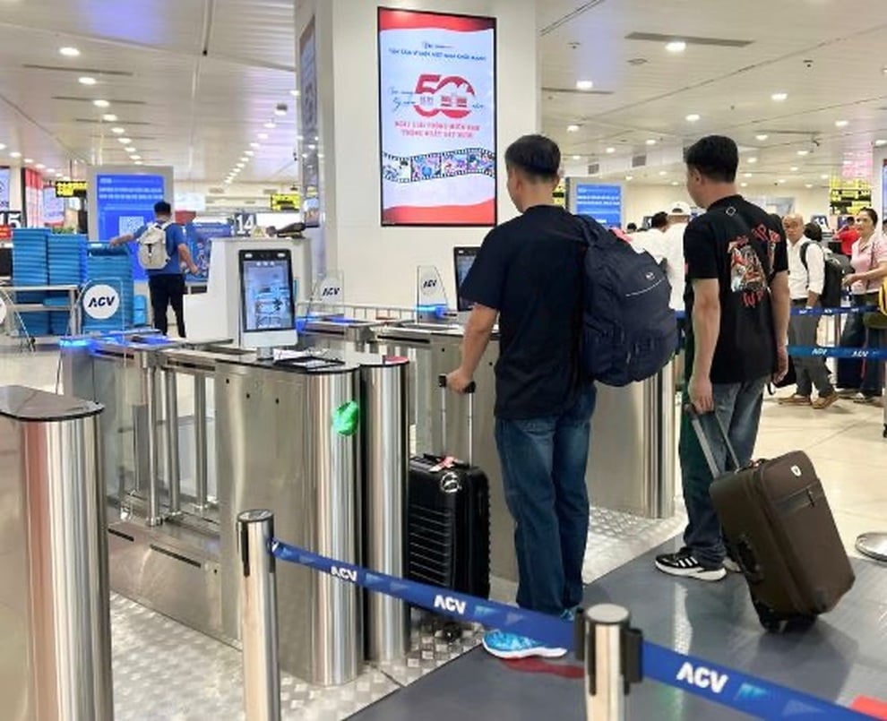 Vietjet mang đến trải nghiệm hàng không thông minh cho khách làm thủ tục bay - 2