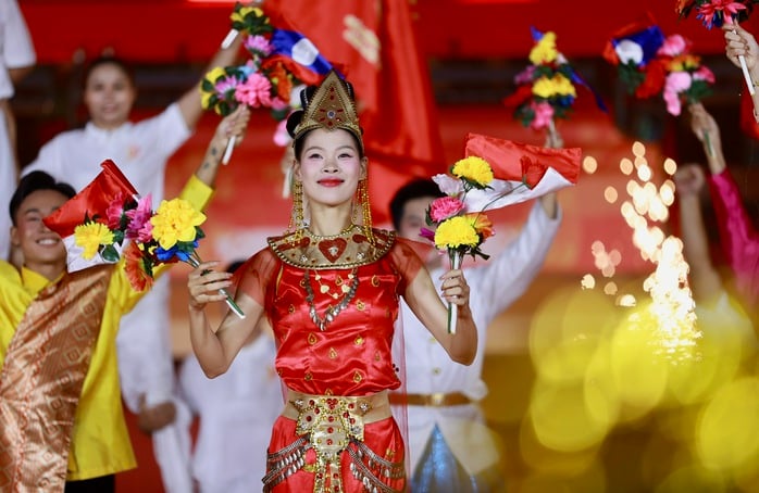 Giải bóng chuyền Công an, Cảnh sát quốc tế 2025: Hai đội chủ nhà thất thủ - Ảnh 5.