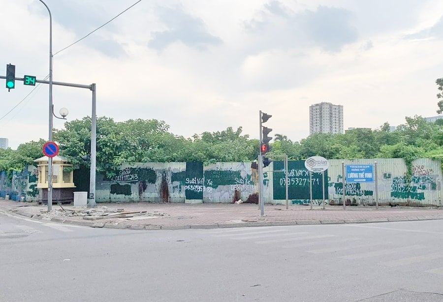 lang-phi.jpg