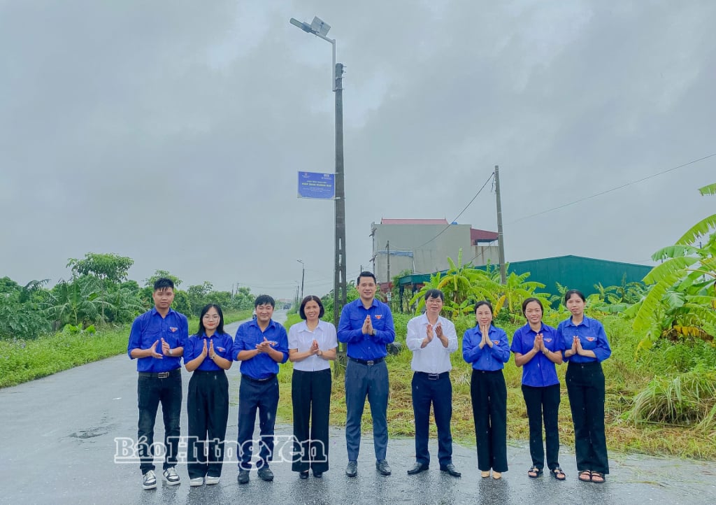 សម្ព័ន្ធយុវជនខេត្ត Hung Yen បានបរិច្ចាគគម្រោងនេះ។
